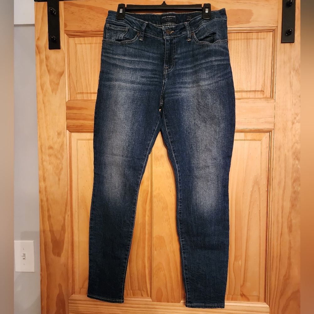 Lucky Jeans - Size 12/31